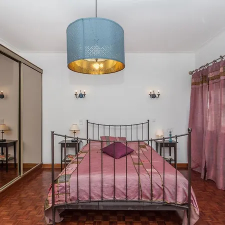 Casa Dos Pais Apartment