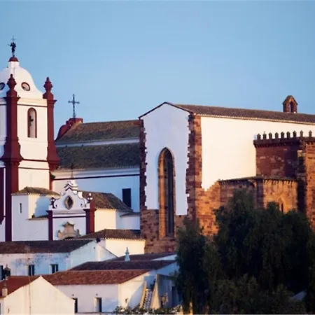Casa Dos Pais Apartment