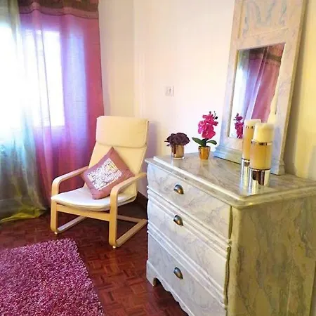 Casa Dos Pais Apartment