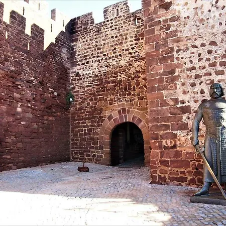 Casa Dos Pais סילבס